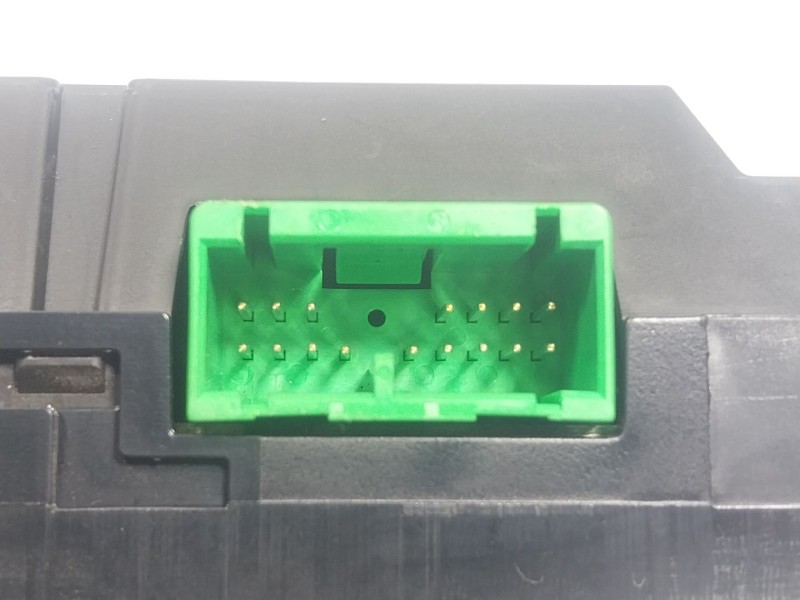 Recambio de pantalla multifuncion para volvo xc60 i suv (156) d5 awd referencia OEM IAM  30772584 