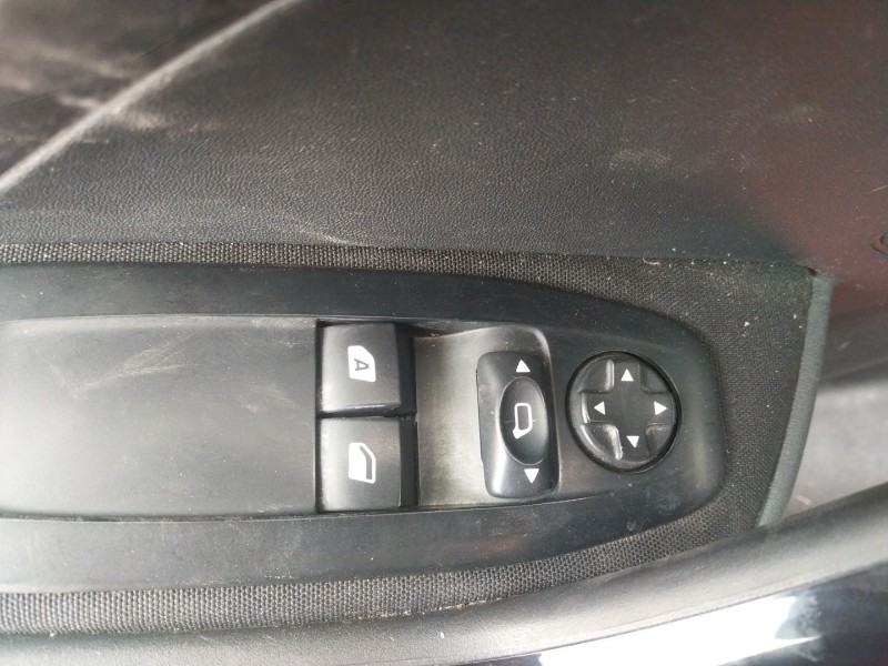 peugeot 208 i (ca_, cc_) del año 2017