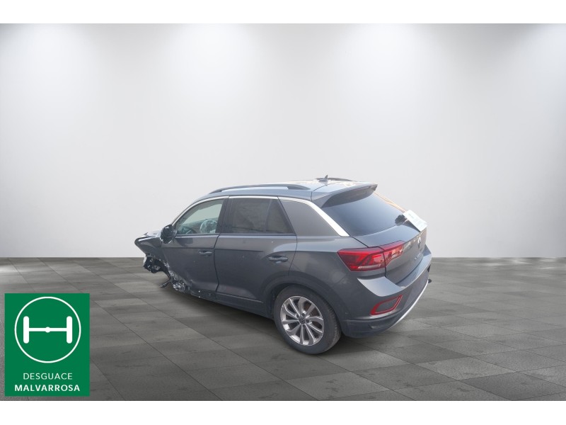 volkswagen t-roc (a11, d11) del año 2023