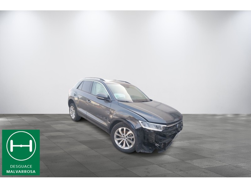 volkswagen t-roc (a11, d11) del año 2023