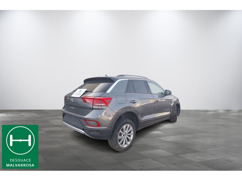 volkswagen t-roc (a11, d11) del año 2023