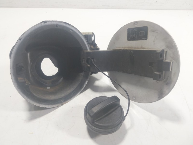 Recambio de tapa combustible para opel mokka / mokka x (j13) 1.4 (_76) referencia OEM IAM  42353811 