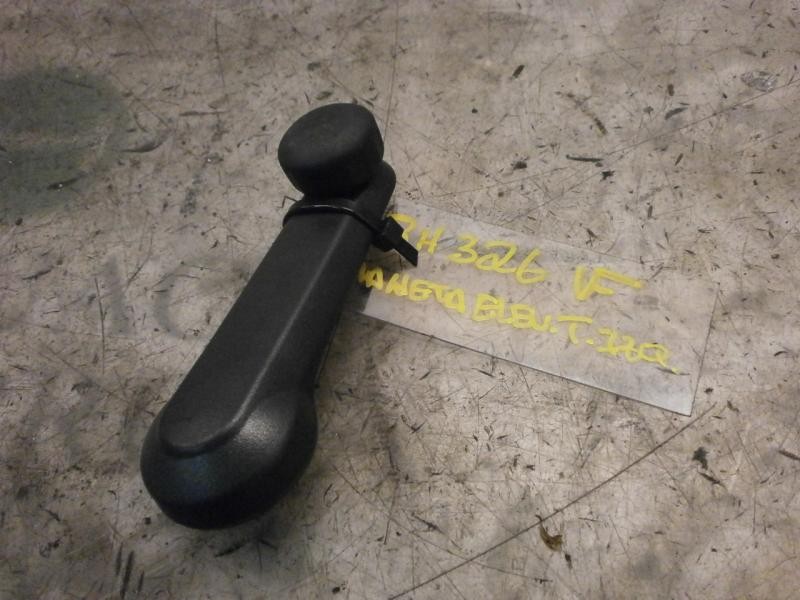 Recambio de maneta elevalunas trasera izquierda para nissan micra (k12e) acenta referencia OEM IAM   