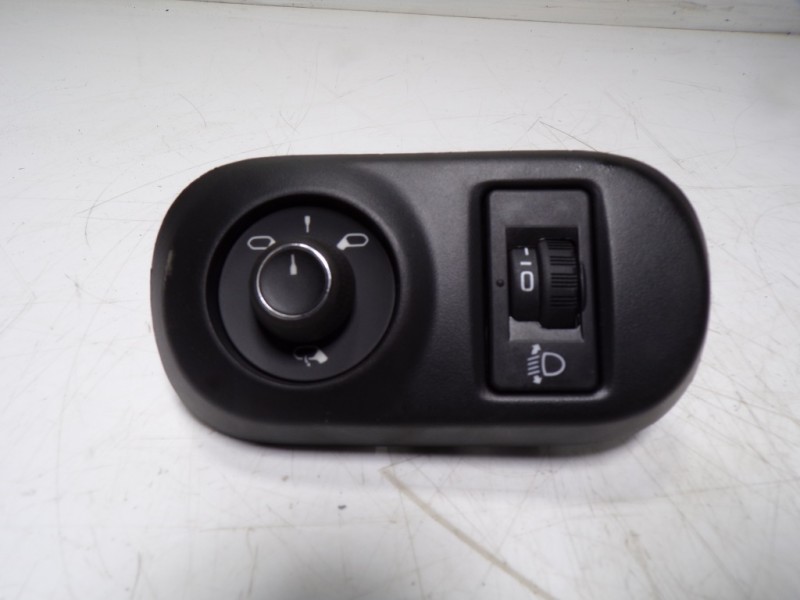 Recambio de mando retrovisor para citroën c4 cactus 1.2 12v e-thp referencia OEM IAM 98016627ZD  