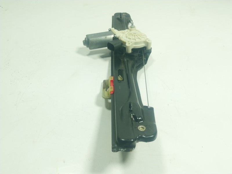 Recambio de elevalunas trasero derecho para bmw x5 (f15, f85) xdrive 25 d referencia OEM IAM  7322748 