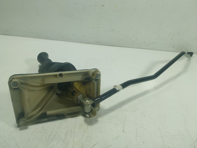Recambio de palanca cambio para dacia logan ii 1.2 referencia OEM IAM  8200670972E 
