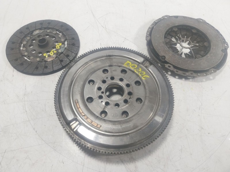 Recambio de kit embrague para volvo xc60 i suv (156) d5 awd referencia OEM IAM  31367631 