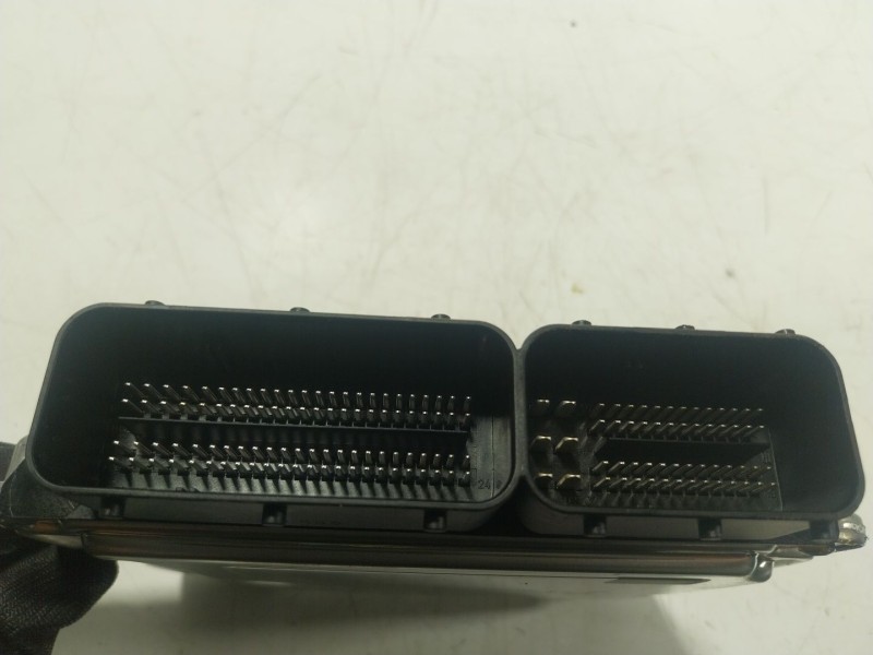 Recambio de centralita motor uce para bmw 3 touring (f31) 320 d referencia OEM IAM  847017601 