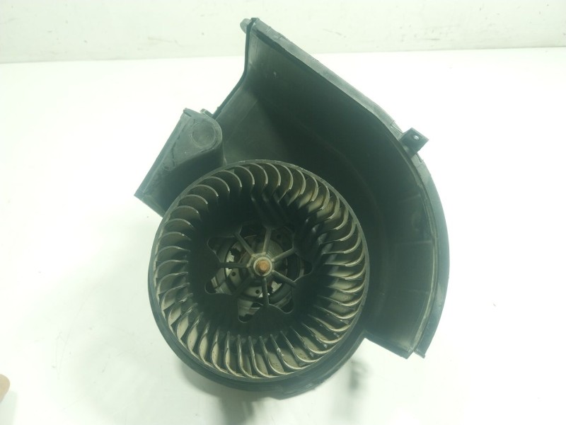 Recambio de motor calefaccion para bmw x5 (f15, f85) xdrive 25 d referencia OEM IAM  927611201 