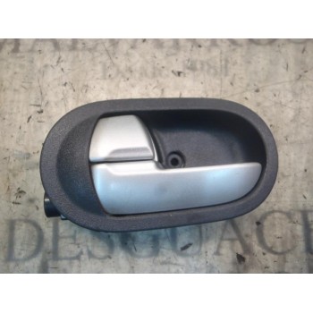 MANETA INTERIOR DELANTERA IZQUIERDA 