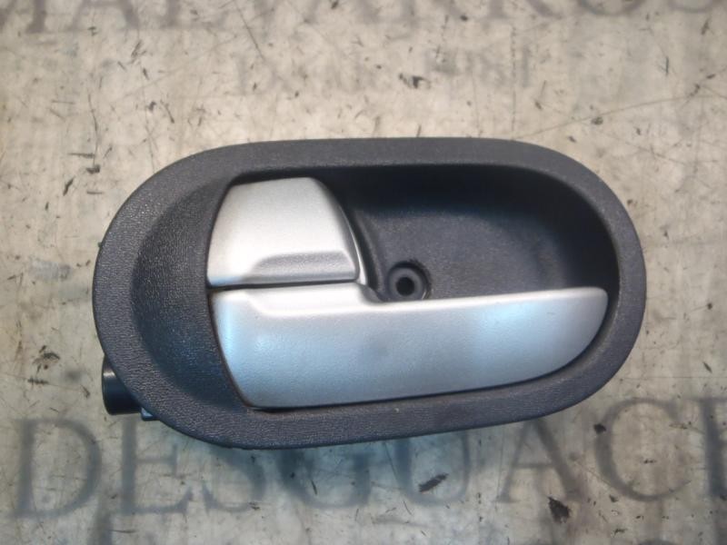 Recambio de maneta interior delantera izquierda para mitsubishi colt berlina 3 (cz) 1.3 atlantis referencia OEM IAM   