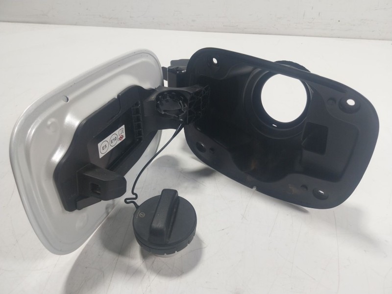 Recambio de tapa combustible para lexus nx ii (_a2_, _h2_) 350h (aazh20) referencia OEM IAM  7730578010 