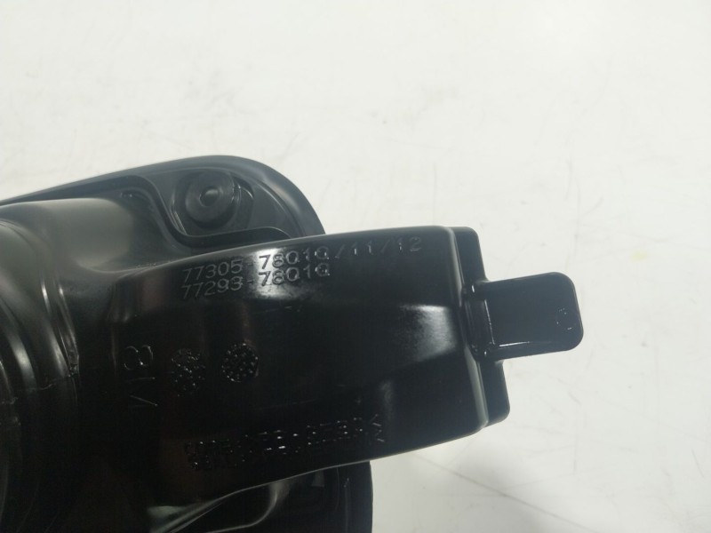 Recambio de tapa combustible para lexus nx ii (_a2_, _h2_) 350h (aazh20) referencia OEM IAM  7730578010 