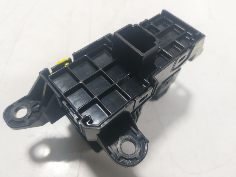 Recambio de palanca freno de mano para toyota yaris cross (mxp_) 1.5 hybrid (mxpj10) referencia OEM IAM  75P286 