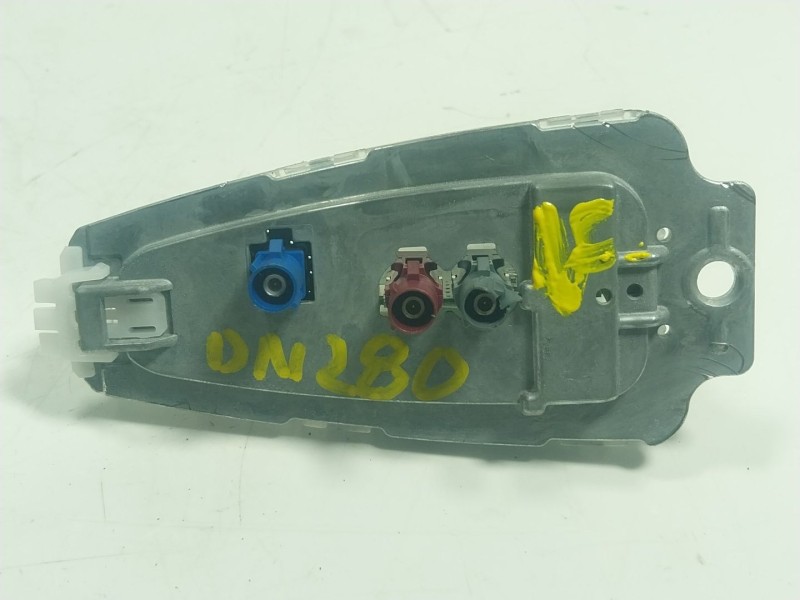 Recambio de antena para bmw x5 (f15, f85) xdrive 25 d referencia OEM IAM  922689603 