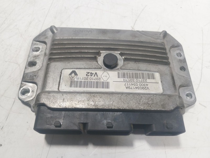 Recambio de centralita motor uce para dacia logan ii 1.2 referencia OEM IAM  237102071R 