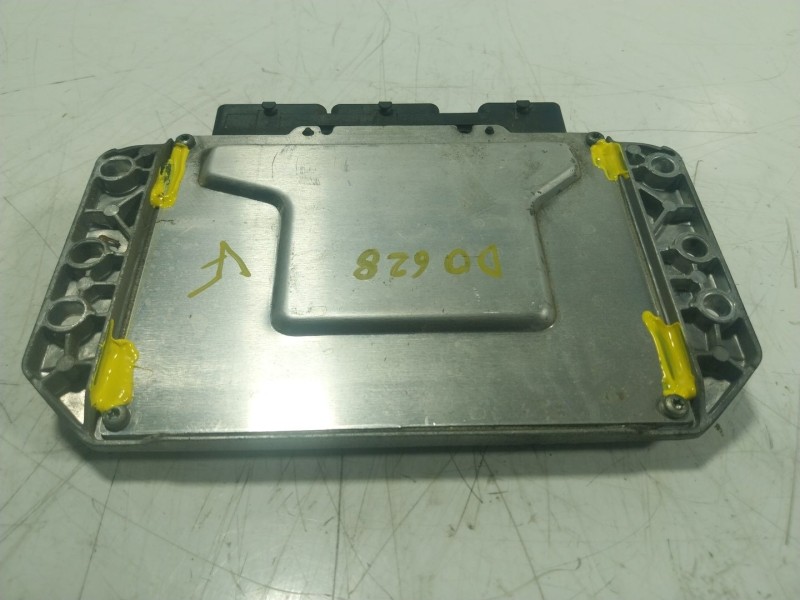 Recambio de centralita motor uce para dacia logan ii 1.2 referencia OEM IAM  237102071R 