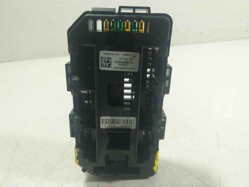 Recambio de caja reles / fusibles para bmw 3 touring (f31) 320 d referencia OEM IAM  938906801 