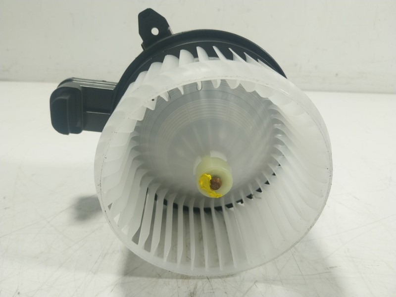 Recambio de motor calefaccion para toyota yaris cross (mxp_) 1.5 hybrid (mxpj10) referencia OEM IAM  CZ1163606064 