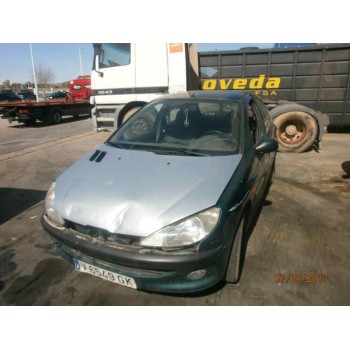PEUGEOT 206 BERLINA