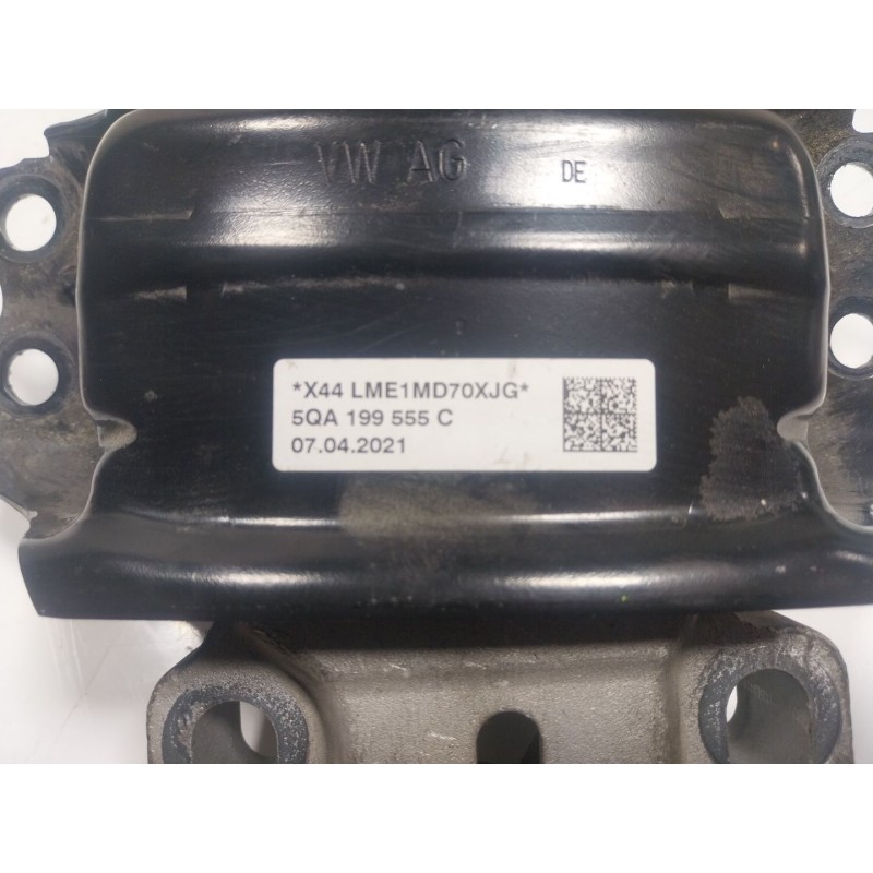 Recambio de soporte motor izquierdo para volkswagen tiguan (ad1, ax1) 2.0 tdi referencia OEM IAM  5QA199555C 