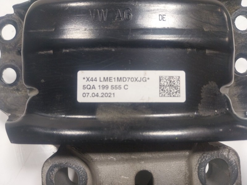 Recambio de soporte motor izquierdo para volkswagen tiguan (ad1, ax1) 2.0 tdi referencia OEM IAM  5QA199555C 