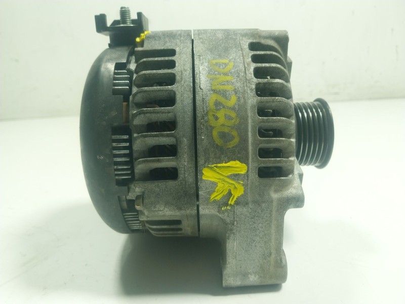 Recambio de alternador para bmw x5 (f15, f85) xdrive 25 d referencia OEM IAM  764681404 