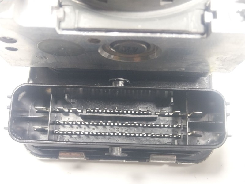 Recambio de abs para volkswagen tiguan (ad1, ax1) 2.0 tdi referencia OEM IAM  5Q0614517GA 