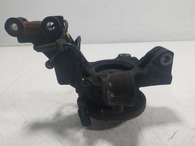 Recambio de mangueta delantera izquierda para dacia logan ii 1.2 referencia OEM IAM   