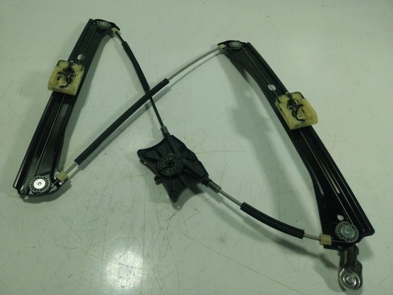 Recambio de elevalunas delantero derecho para volkswagen tiguan (ad1, ax1) 2.0 tdi referencia OEM IAM  5NA837462A 