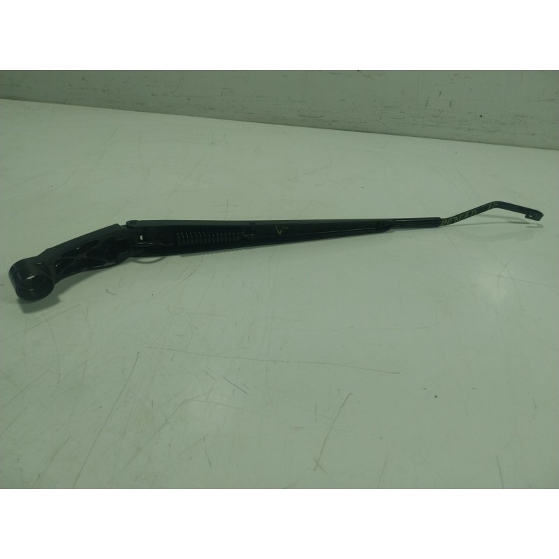Recambio de brazo limpia delantero izquierdo para toyota yaris cross (mxp_) 1.5 hybrid (mxpj10) referencia OEM IAM   