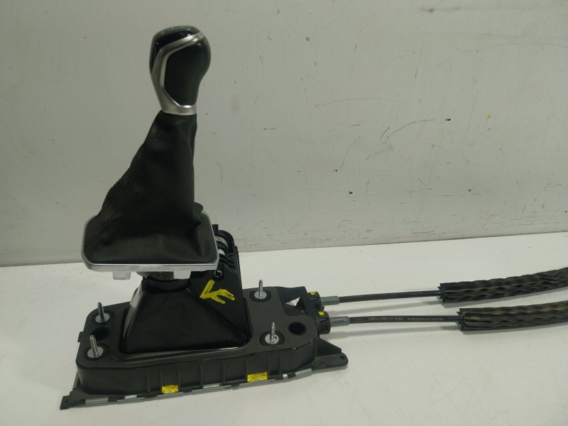 Recambio de palanca cambio para volkswagen tiguan (ad1, ax1) 2.0 tdi referencia OEM IAM  5QA711049P 