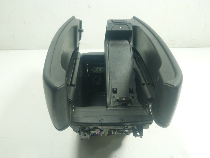 Recambio de apoyabrazos central para bmw x5 (f15, f85) xdrive 25 d referencia OEM IAM  9251992 