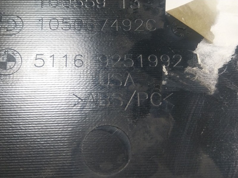 Recambio de apoyabrazos central para bmw x5 (f15, f85) xdrive 25 d referencia OEM IAM  9251992 