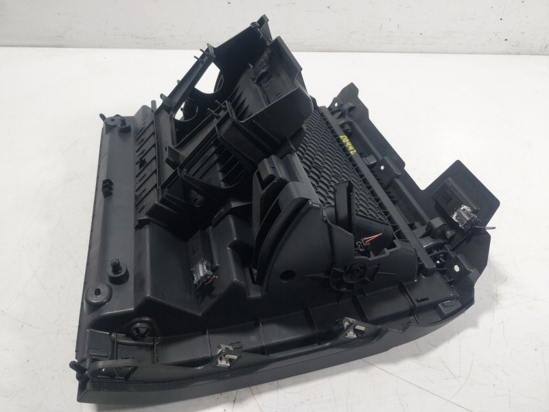 Recambio de guantera para volkswagen tiguan (ad1, ax1) 2.0 tdi referencia OEM IAM  5NB857097E 