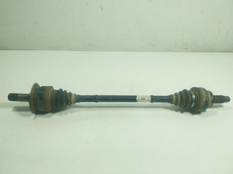 Recambio de transmision trasera derecha para bmw x5 (f15, f85) xdrive 25 d referencia OEM IAM  860984002 