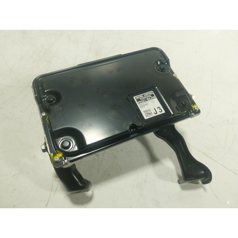 Recambio de centralita motor uce para toyota yaris cross (mxp_) 1.5 hybrid (mxpj10) referencia OEM IAM  896610UJ30 