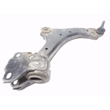 BRAZO SUSPENSION INFERIOR DELANTERO DERECHO 
