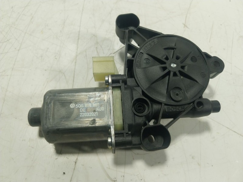 Recambio de motor elevalunas delantero izquierdo para volkswagen tiguan (ad1, ax1) 2.0 tdi referencia OEM IAM  5Q0959802C 