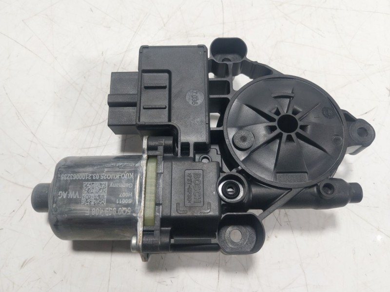 Recambio de motor elevalunas trasero derecho para volkswagen tiguan (ad1, ax1) 2.0 tdi referencia OEM IAM  5Q0959408E 