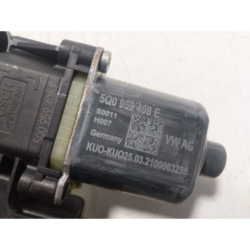 Recambio de motor elevalunas trasero derecho para volkswagen tiguan (ad1, ax1) 2.0 tdi referencia OEM IAM  5Q0959408E 