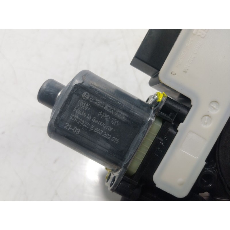 Recambio de motor elevalunas trasero izquierdo para volkswagen tiguan (ad1, ax1) 2.0 tdi referencia OEM IAM  5Q095407E 