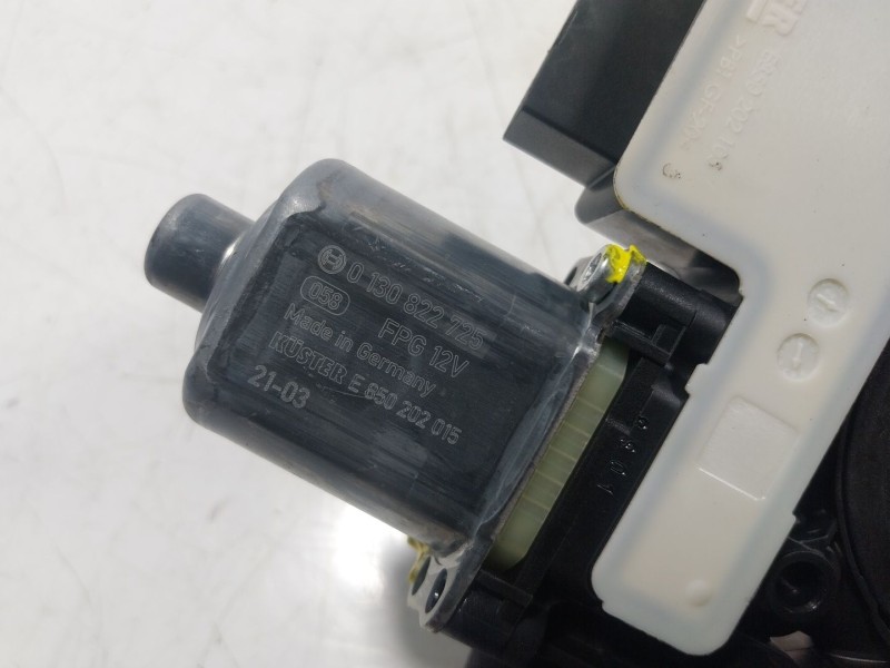 Recambio de motor elevalunas trasero izquierdo para volkswagen tiguan (ad1, ax1) 2.0 tdi referencia OEM IAM  5Q095407E 