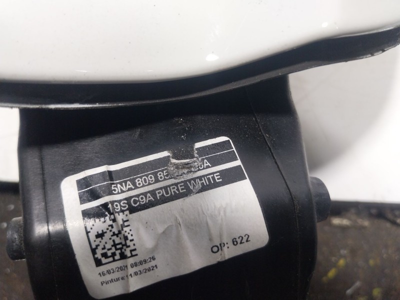 Recambio de tapa combustible para volkswagen tiguan (ad1, ax1) 2.0 tdi referencia OEM IAM  8V0862159 