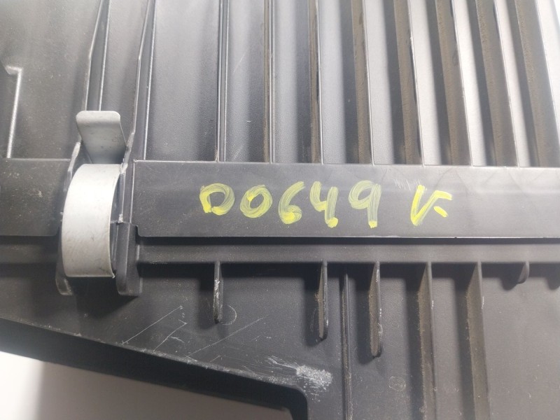 Recambio de filtro aire para renault kadjar (ha_, hl_) 1.3 tce 140 referencia OEM IAM   