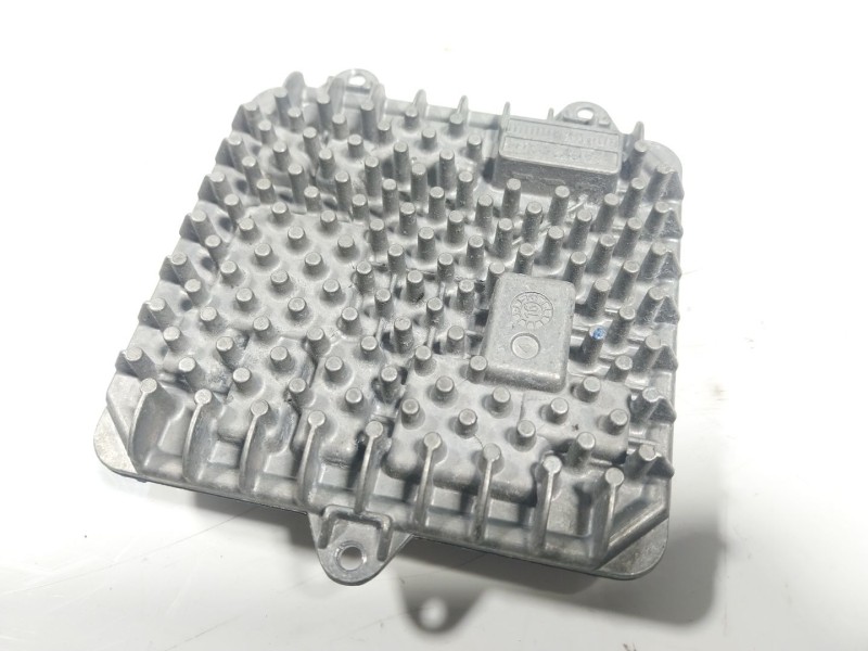 Recambio de centralita faros xenon para bmw 1 (f21) 118 d referencia OEM IAM  7444682 