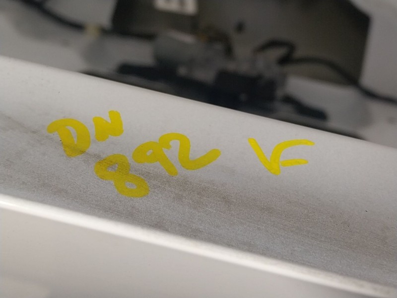 Recambio de porton trasero para citroën c4 cactus 1.2 vti 82 referencia OEM IAM 9800805380  