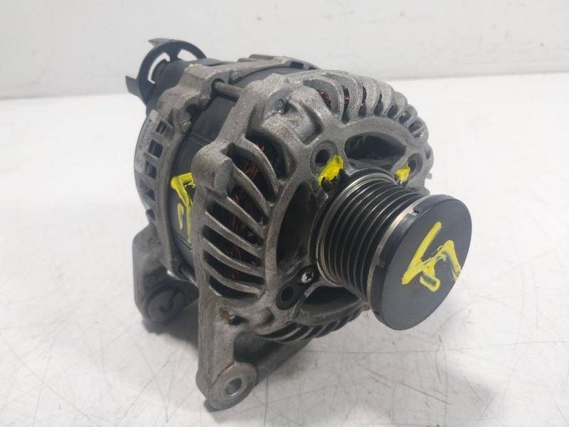 Recambio de alternador para renault kadjar (ha_, hl_) 1.3 tce 140 referencia OEM IAM  231009933R 