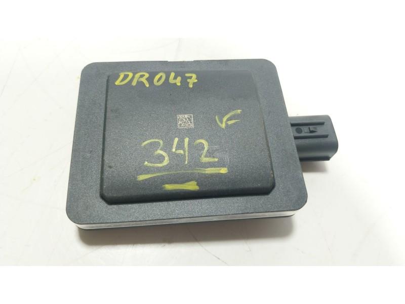 Recambio de modulo electronico para toyota land cruiser (gdj250l) 2.8 d mhev referencia OEM IAM 882B130031 882B130020 