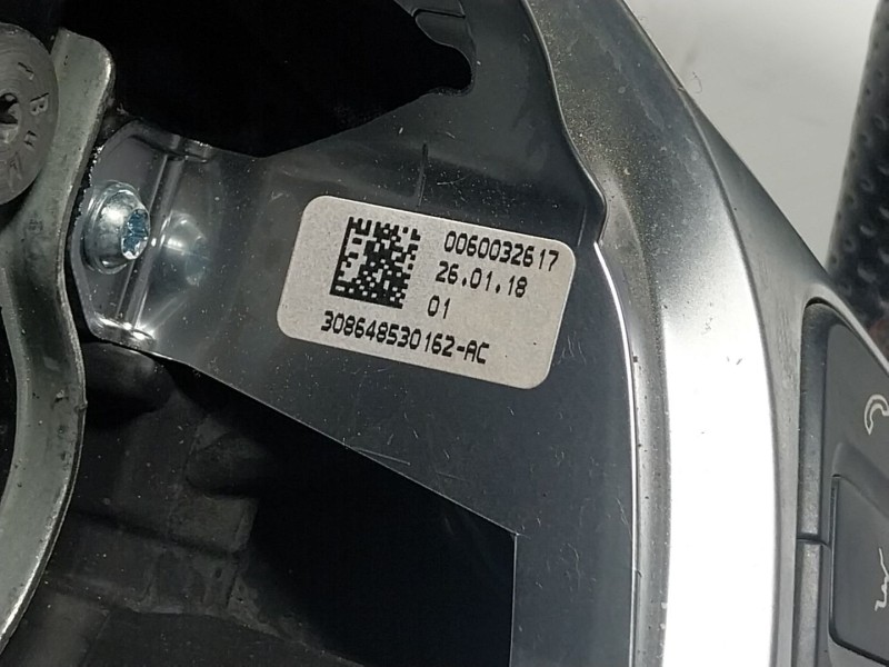 Recambio de volante para mercedes-benz clase gla (x156) gla 180 (156.942) referencia OEM IAM A00046034039E38 A00046034P3 